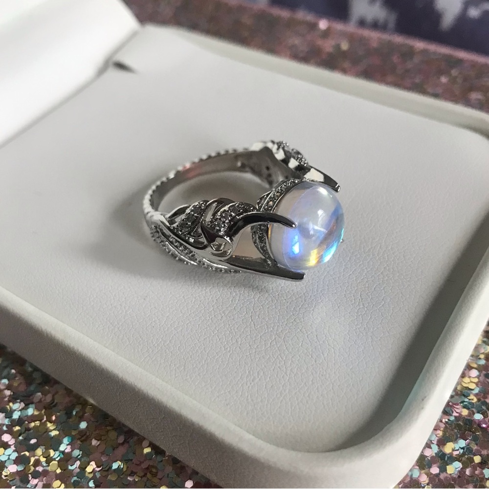 Moonstone ring - Picture 2 of 3